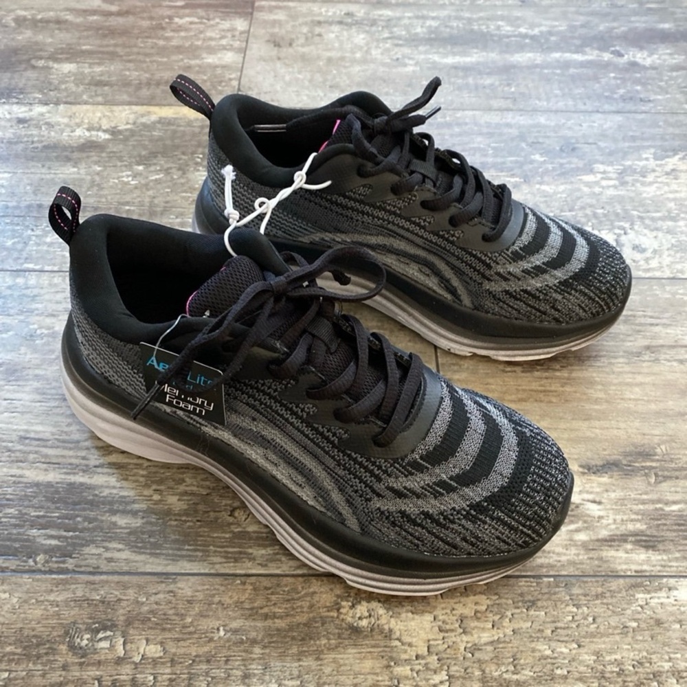 Black and Gray Memory Foam Shoes Size 7 M